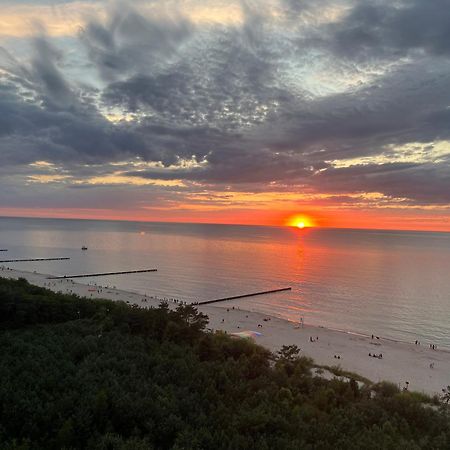 Апартаменти Apartament Horizon Park 4C Дзівнувек Екстер'єр фото
